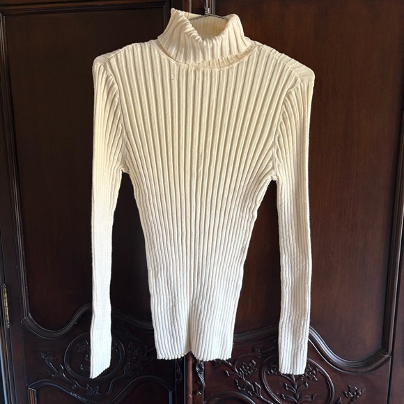 Sundance Legends White Ribbed Turtleneck Knit Sweater size XL - Picture 1 of 4